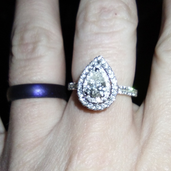 14k sz 7 Vera Wang Love engagement ring - Picture 16 of 16